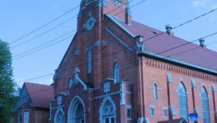 utica karen wesleyan church